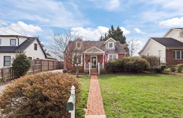 6915 Farragut Avenue - 6915 Farragut Avenue, West Falls Church, VA 22042