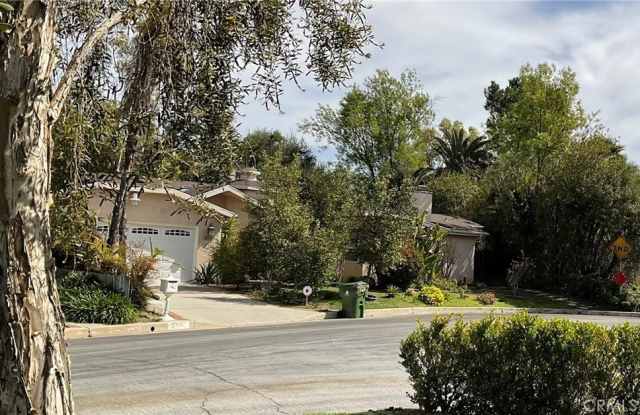 Photo of 18310 Karen Drive