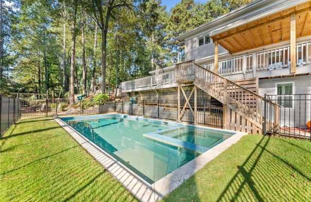 Photo of 1495 spalding Drive