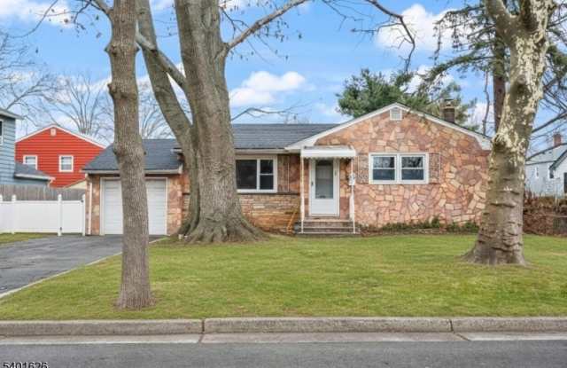 Photo of 929 Heaton Pl