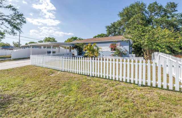 3413 W ROGERS AVENUE