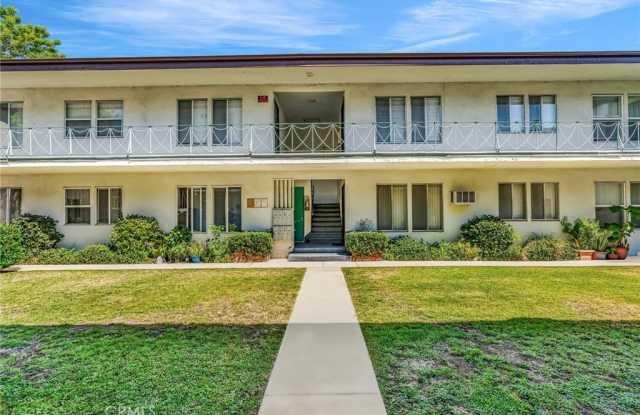 Photo of 5828 Whitsett Unit 2