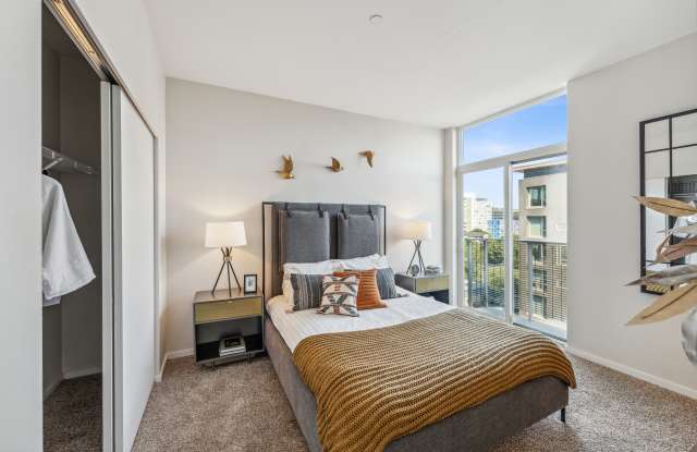 Alley South Lake Union