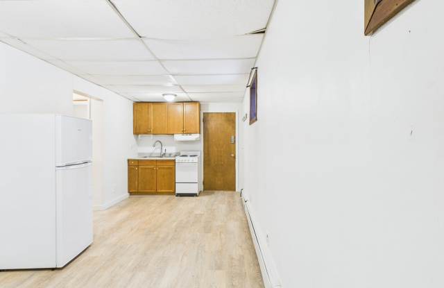 Photo of 2763 Mack Boulevard - 3