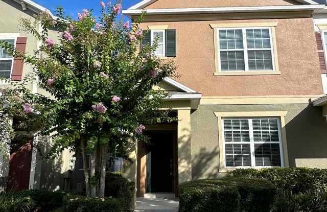 7624 Sutherton Lane
