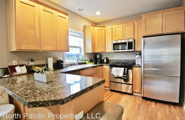 2443 NW 59th Street Unit A - 2443 Northwest 59th Street, Seattle, WA 98107