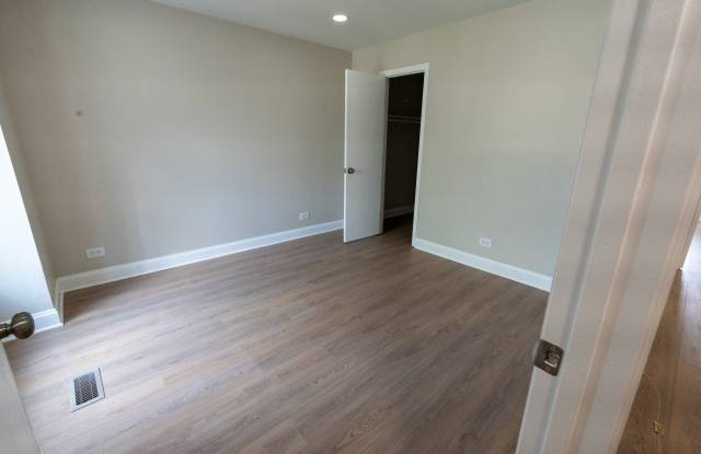 Photo of 257 Doral Court