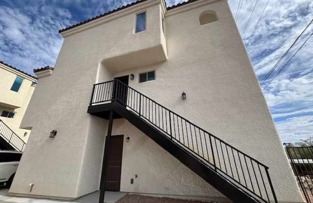 Photo of 1 Bedroom - 1.5 Bath Condo on the Riverwalk