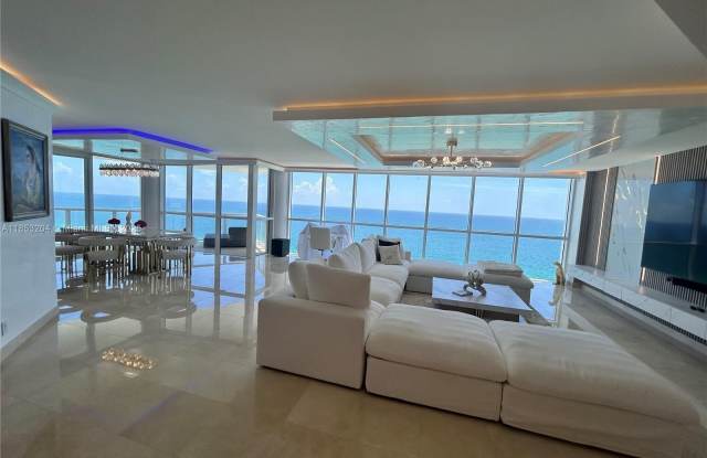 Photo of 16425 Collins Ave