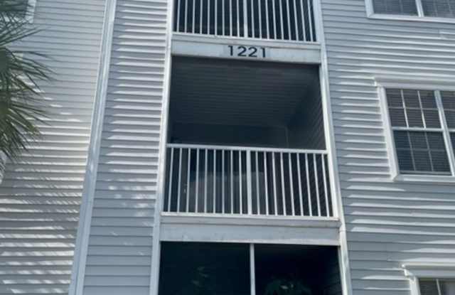 Free Rent for November! 2/2 Condo in Kissimmee for Rent!