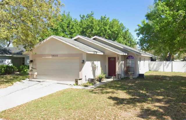 Photo of 1420 Mohrlake Dr