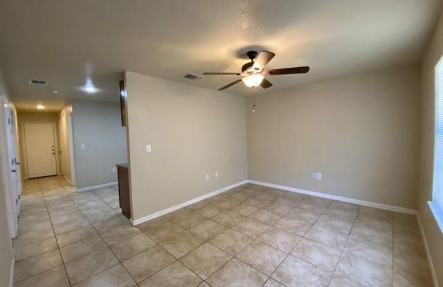 Photo of 512 Dossey unit: 102