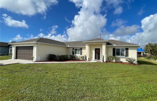 232 NW 6th Avenue - 232 Northwest 6th Avenue, Cape Coral, FL 33993