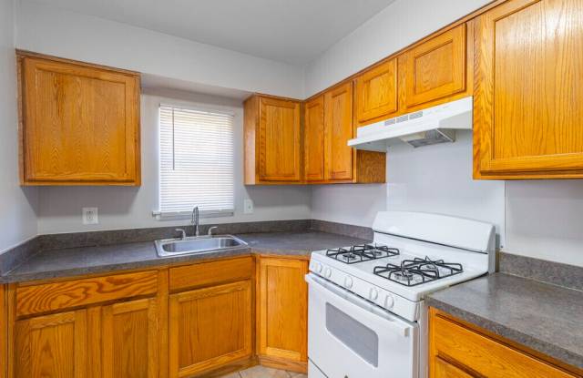 134 W Ridgewood Ave