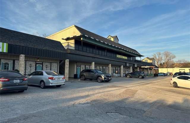 Photo of 1207 NE Big Bend Trail