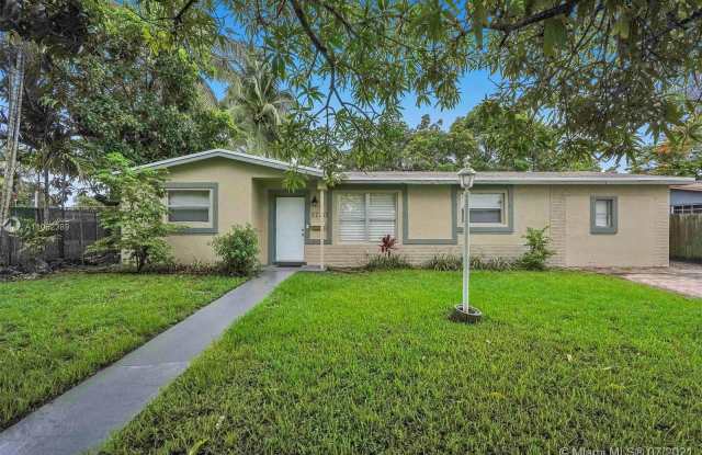 3720 NW 41st St - 3720 Northwest 41st Street, Lauderdale Lakes, FL 33309