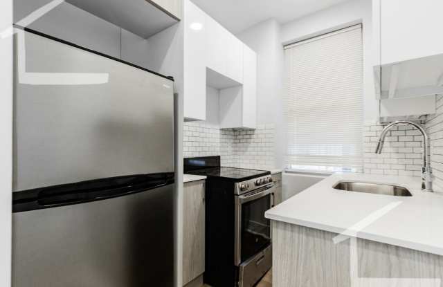 Sunny Studio Heat and Hot Water Included