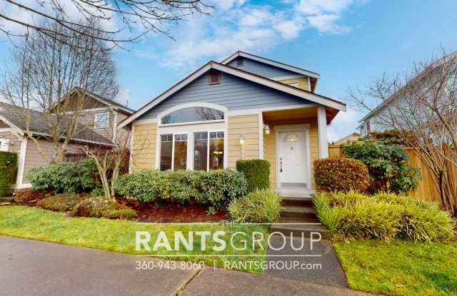 Great Location! Quiet Neighborhood!