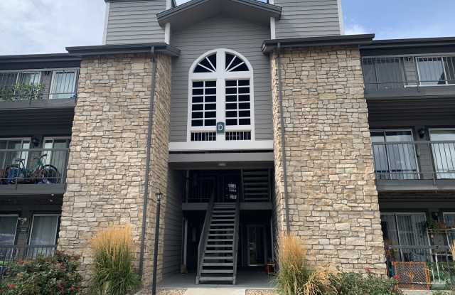 Photo of 2575 South Syracuse Way