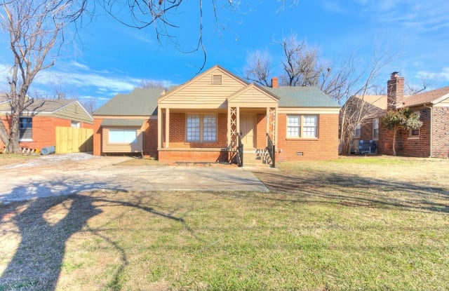 1723 NW 63RD ST - 1723 Northwest 63rd Street, Nichols Hills, OK 73116