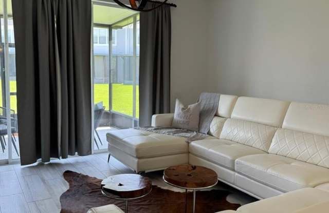 1067 ROCK HARBOR AVENUE