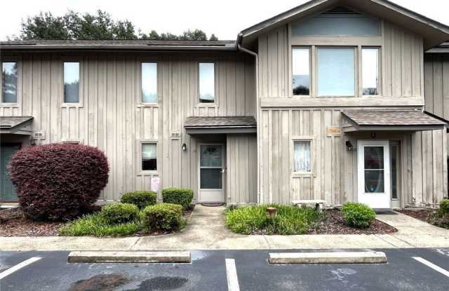 Photo of 940 Linden Road unit: 19