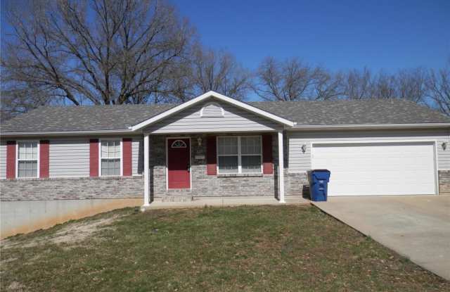 633 Locust - 633 Locust Avenue, Festus, MO 63028