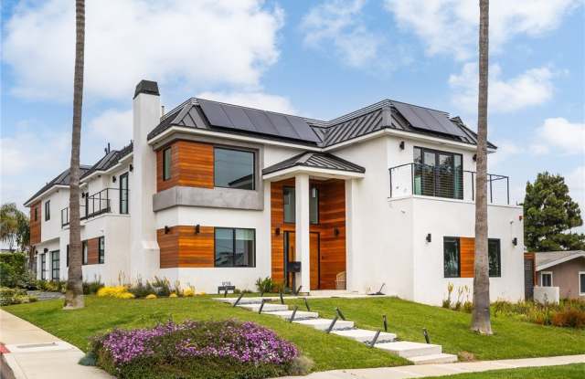 928 Eucalyptus Drive