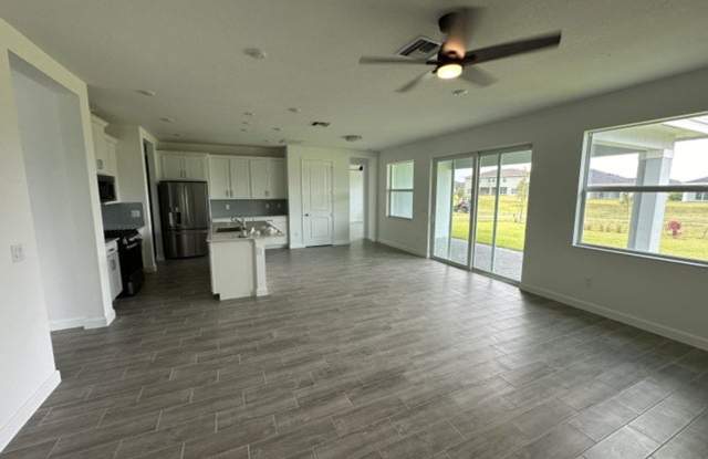 19046 Croft Mill Crossing, Loxahatchee, FL 33470