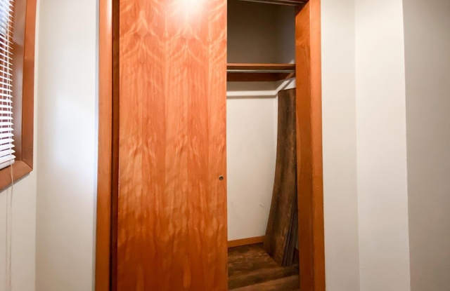 2344 E Winding Brook Cir