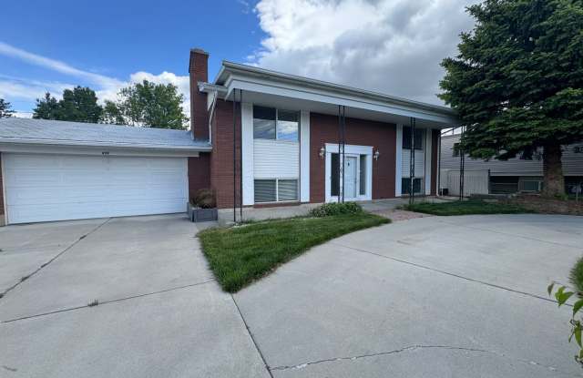 Photo of Beautiful home for rent in Murray!