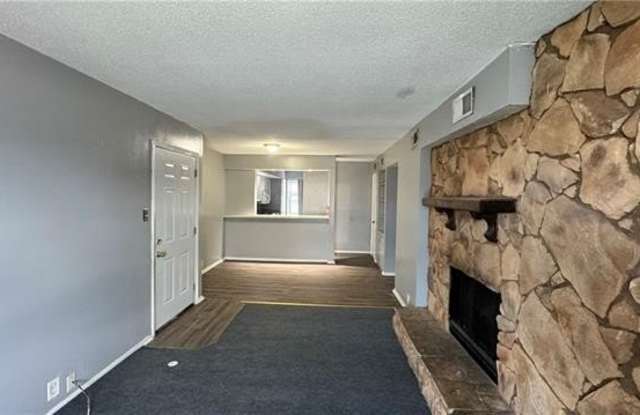 6320 RIVERSIDE Drive