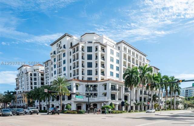 200 E Palmetto Park Rd