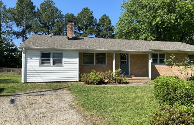 109 Caran Rd - 109 Caran Road, York County, VA 23185