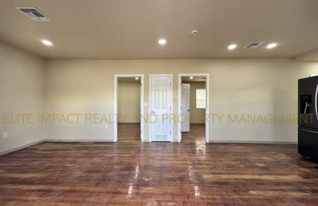 440 South Sentinel Avenue