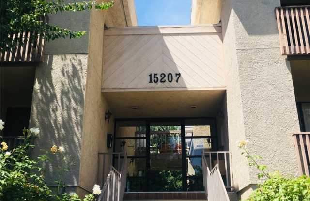 15207 Magnolia Boulevard - 15207 Magnolia Boulevard, Los Angeles, CA 91403