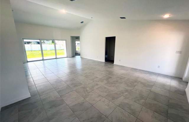 1422 Southwest 10th Street