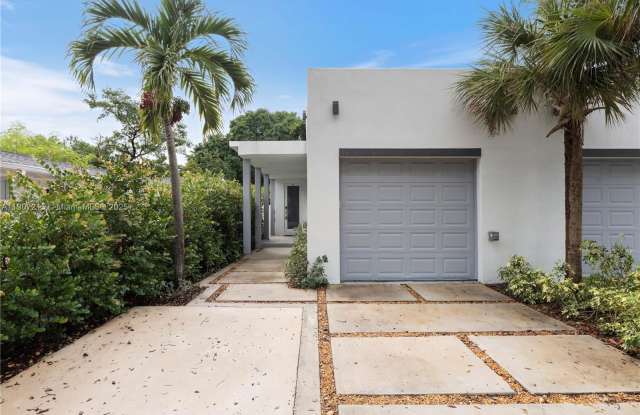 Photo of 5734 Buchanan St