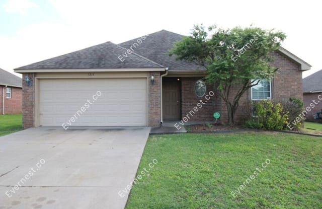 3211 E Hudson St - 3211 East Hudson Street, Broken Arrow, OK 74014