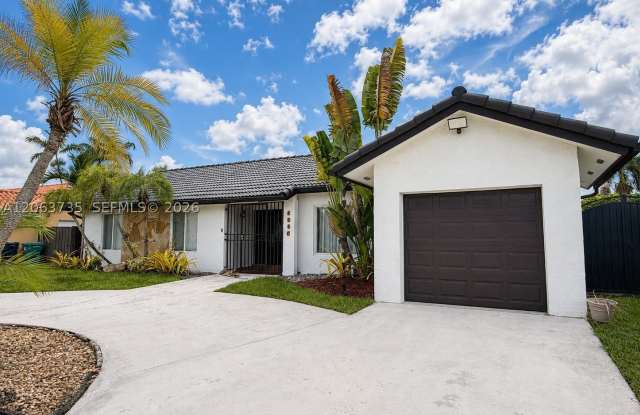 4340 SW 146th Ct