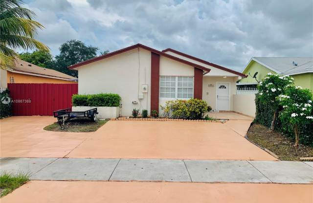 19234 SW 121st Ct - 19234 Southwest 121st Court, South Miami Heights, FL 33177