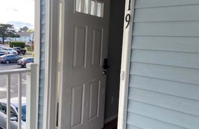 619 Crows Nest Court