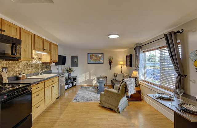 595 Wyoming Avenue - A