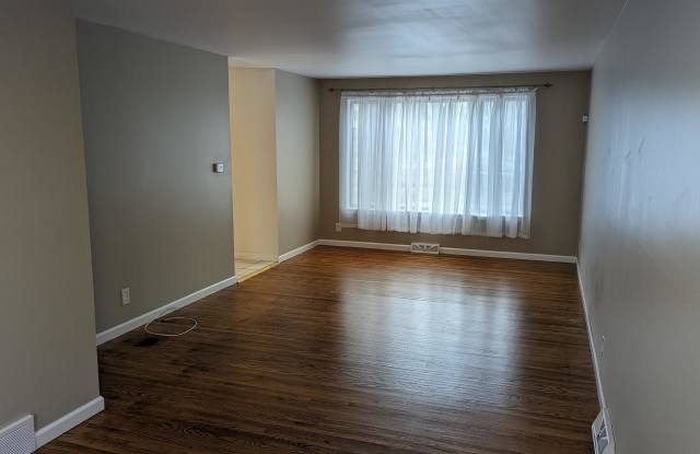 49 Lakeview Park