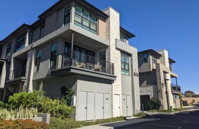 Photo of 2950 Via Alta Pl