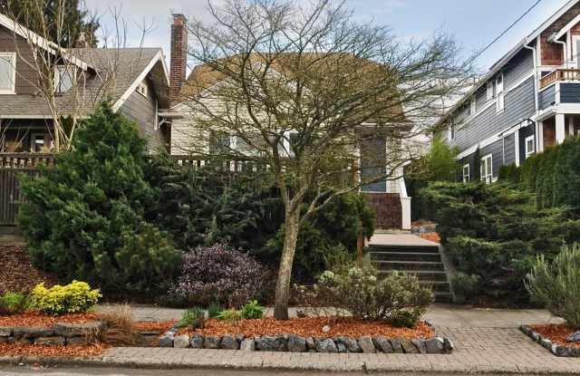 Photo of Beautiful Craftsman Home in Desired Neighborhood (Sunset)