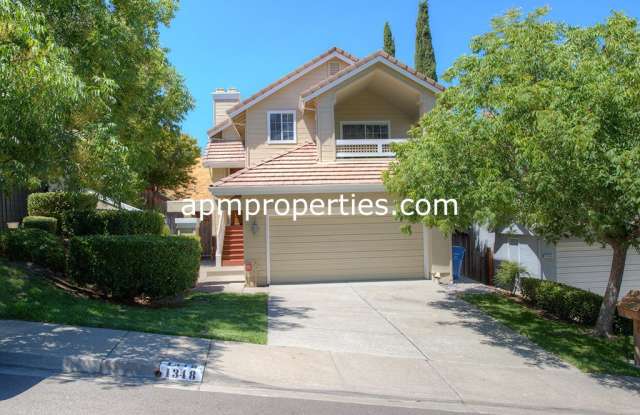 Delightful 3 Bedroom, 2 bath, Community Pool  Tennis, West Danville! - 1348 Fountain Springs Circle, Danville, CA 94526