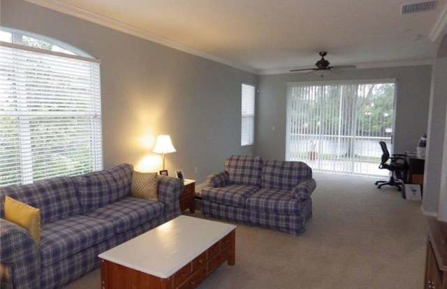 BEAUTIFUL VILLA IN WONDERFUL COMMUNITY OF SEVEN OAKS