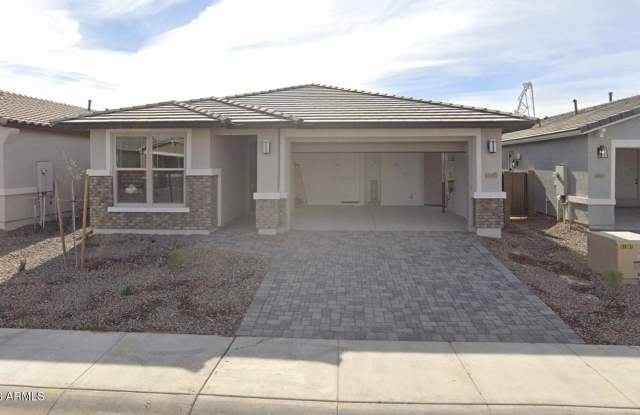 40005 W ELM Drive