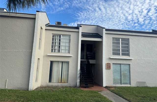 Photo of 4519 Treehouse Ln